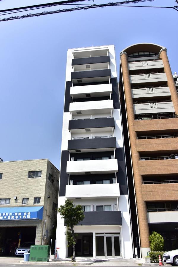 モノトーン難波 Daire Osaka Dış mekan fotoğraf